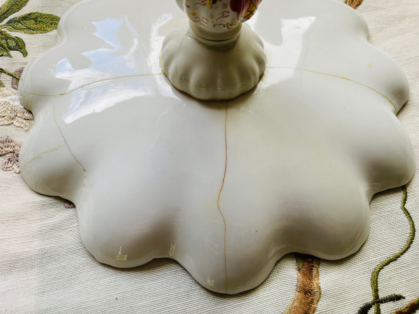 Fabulous Davenport Imari Cake Stand