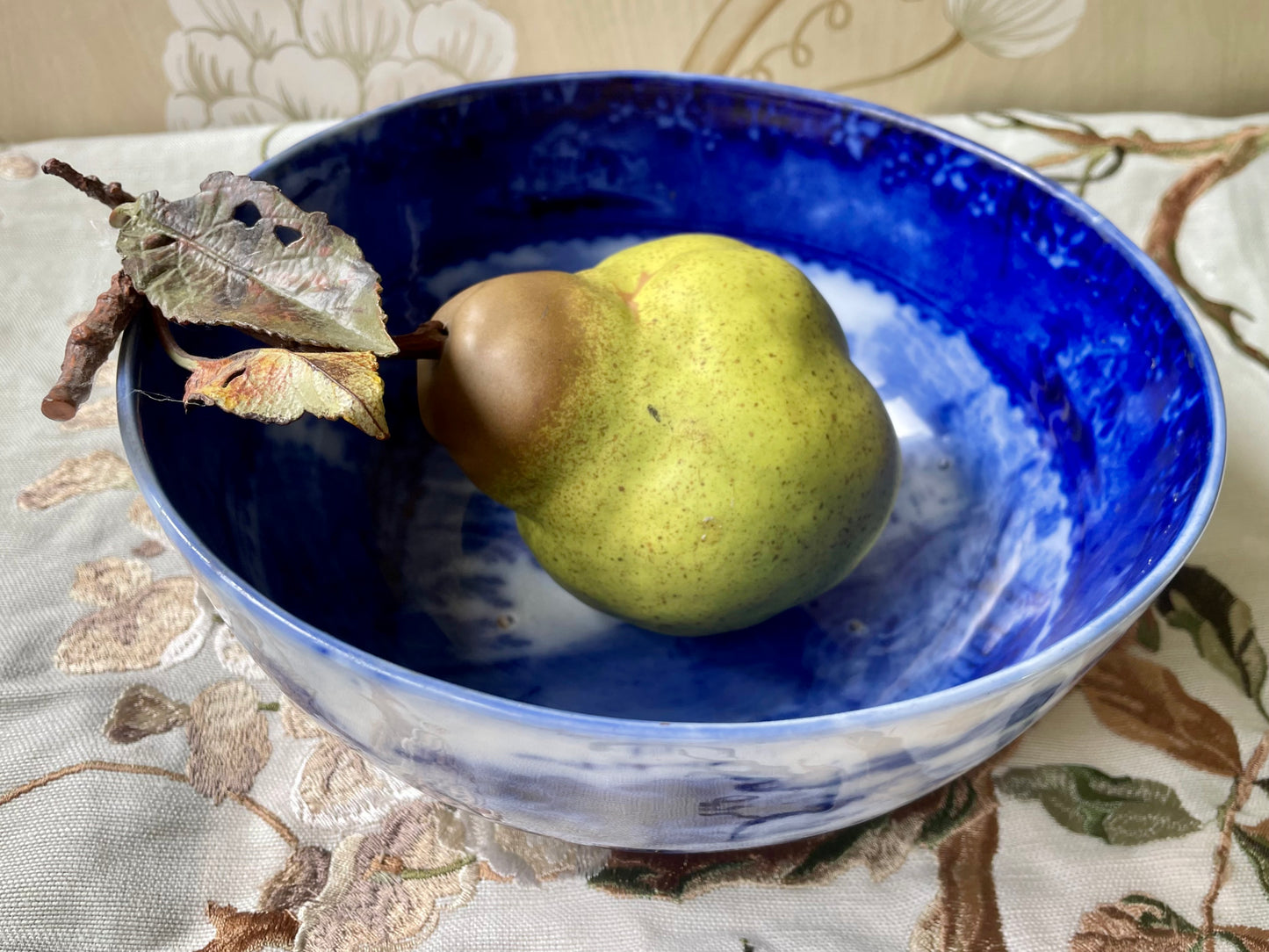 Royal Staffordshire Jenny Lind Bowl