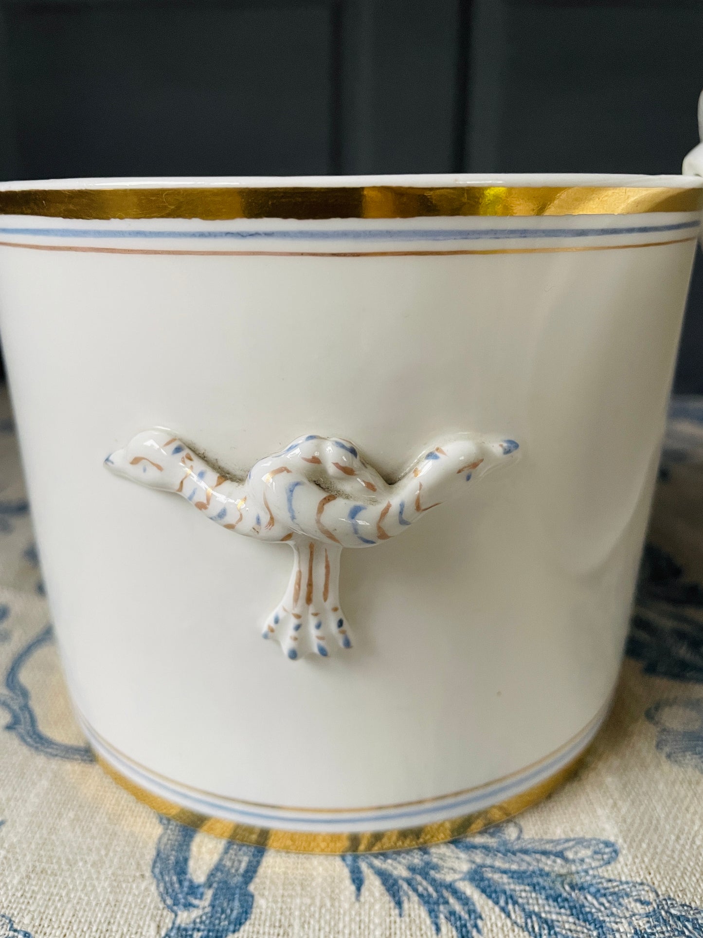Swan Cachepot with Lid