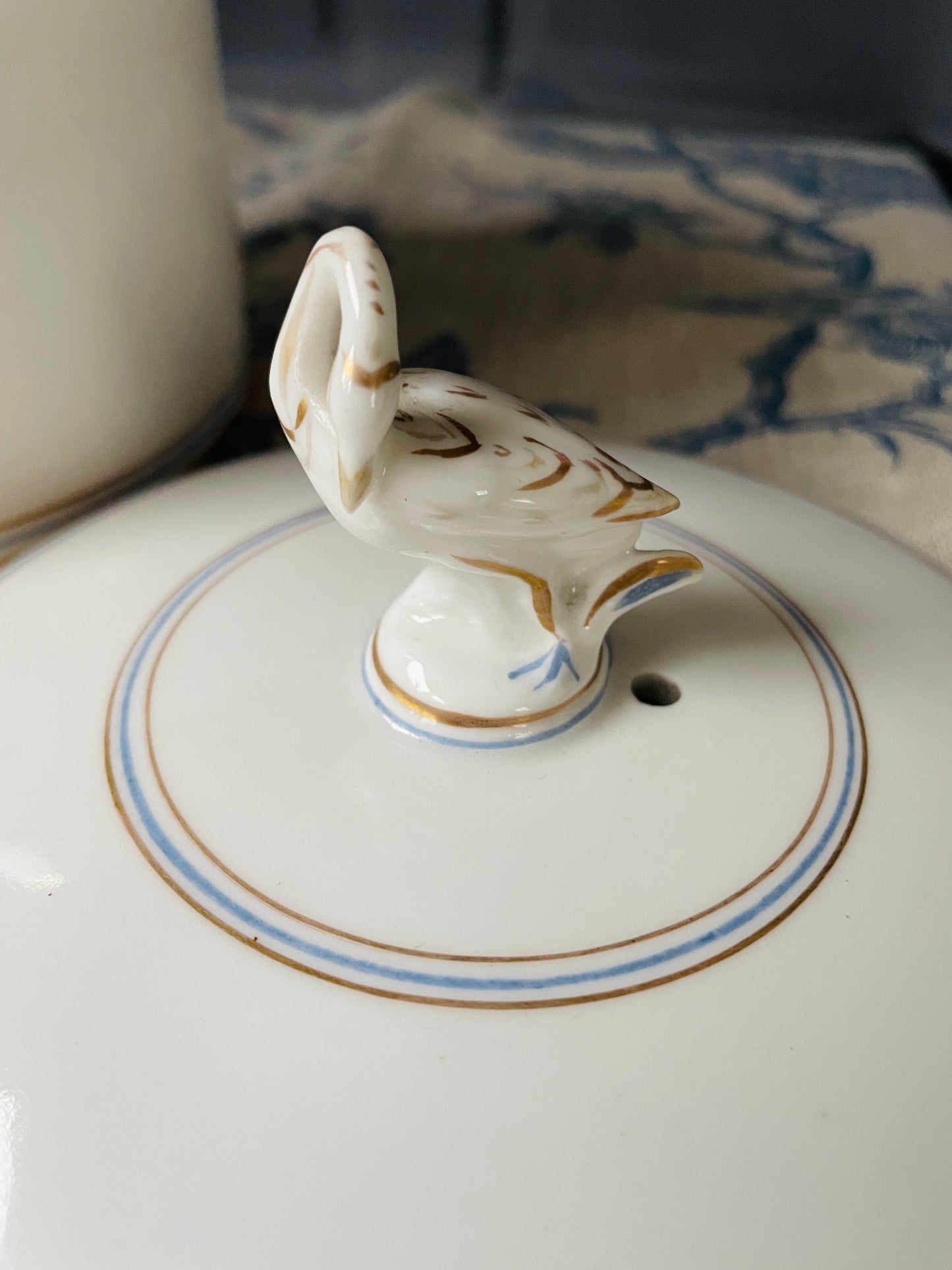 Swan Cachepot with Lid