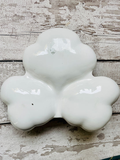 White Grafton Antique Serving Dish with Handle